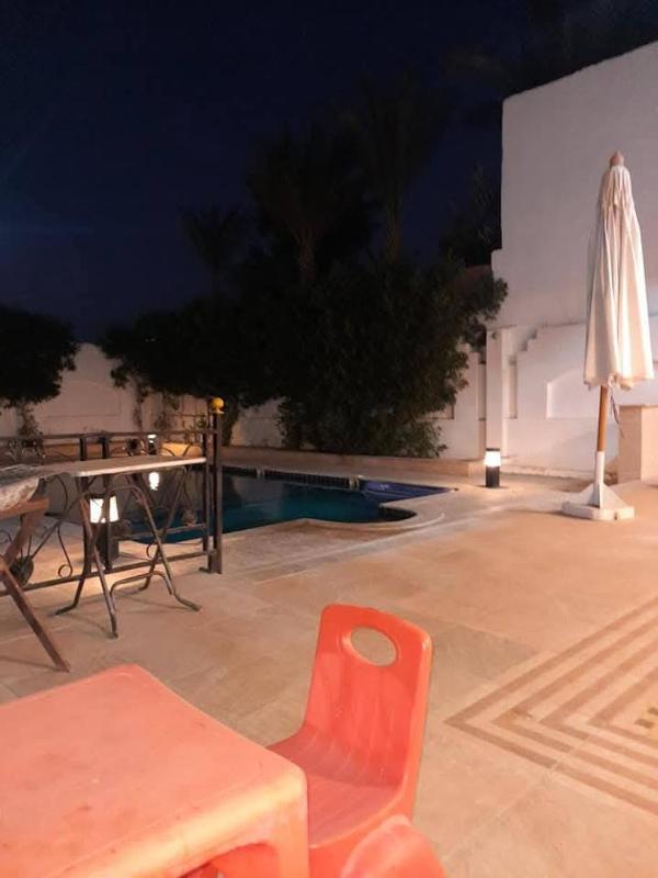Private villa with swimming pool - image 12