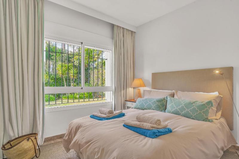 Villa Molly - Elegant Beachside Home by Finest Rentals - image 37