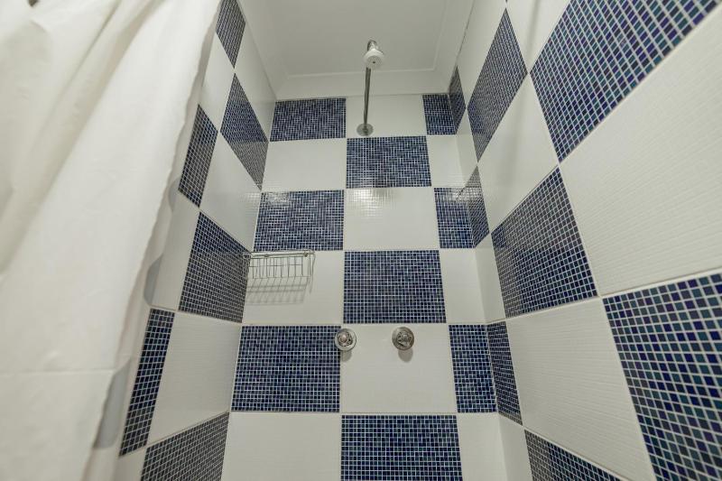 DownTown Guest House - image 13