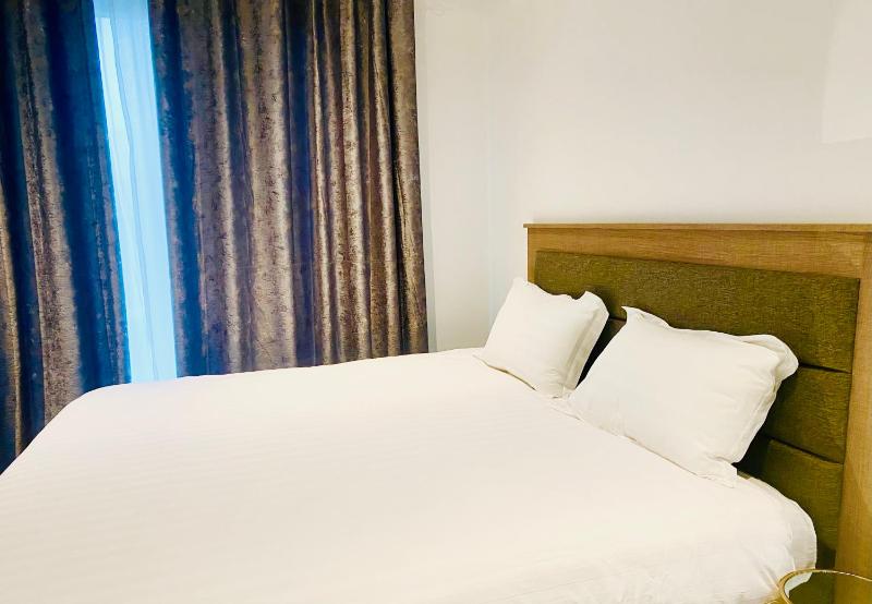 7th Heaven luxury Apartment - image 16