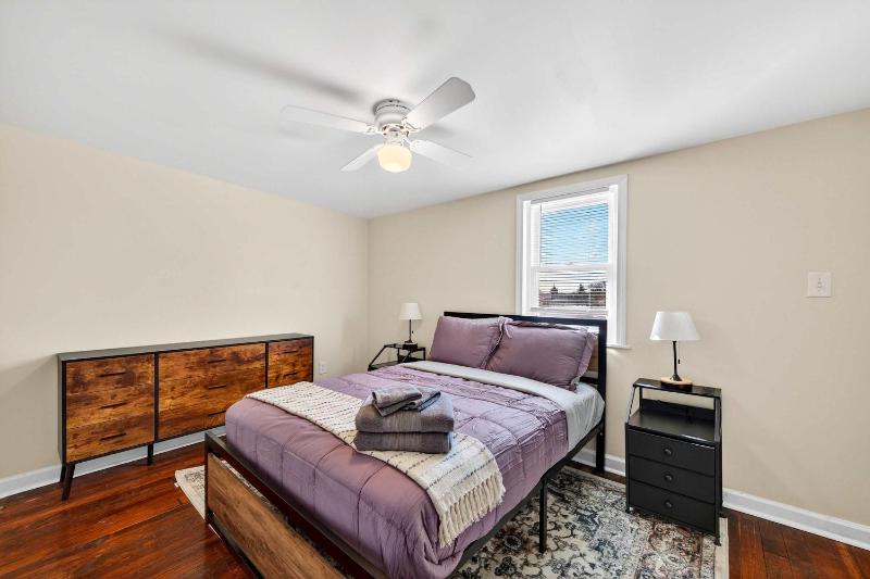 Trendy City Escape Perfect St Louis Location - image 13