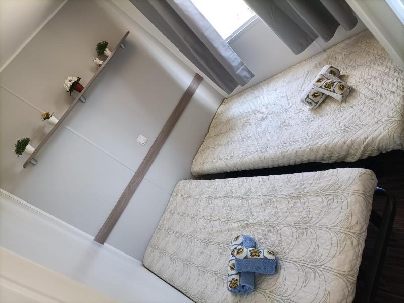 Sesimbra 3 Bedrooms with Shared Pool - image 20