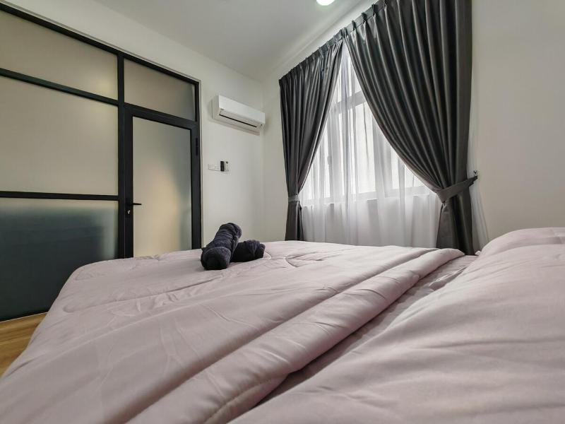 Mykey The Quartz Family Room Netflix @Jonker - image 13