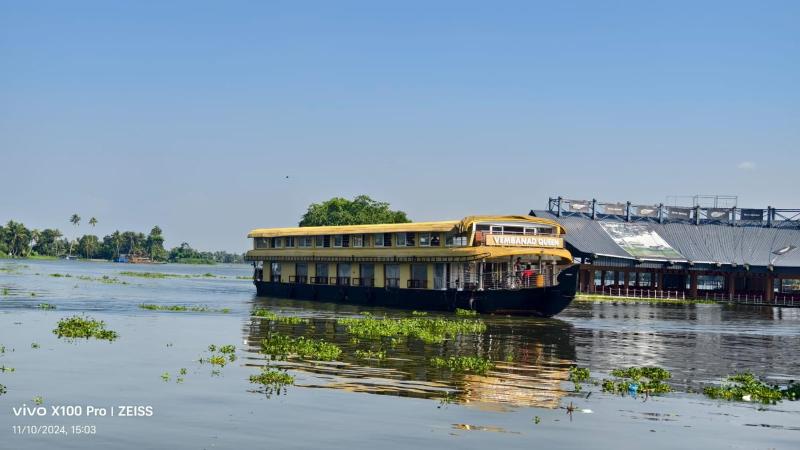 Punjab Adventure Travels Houseboat Alleppey - image 6