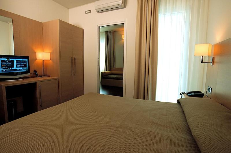 Executive Suite image 1