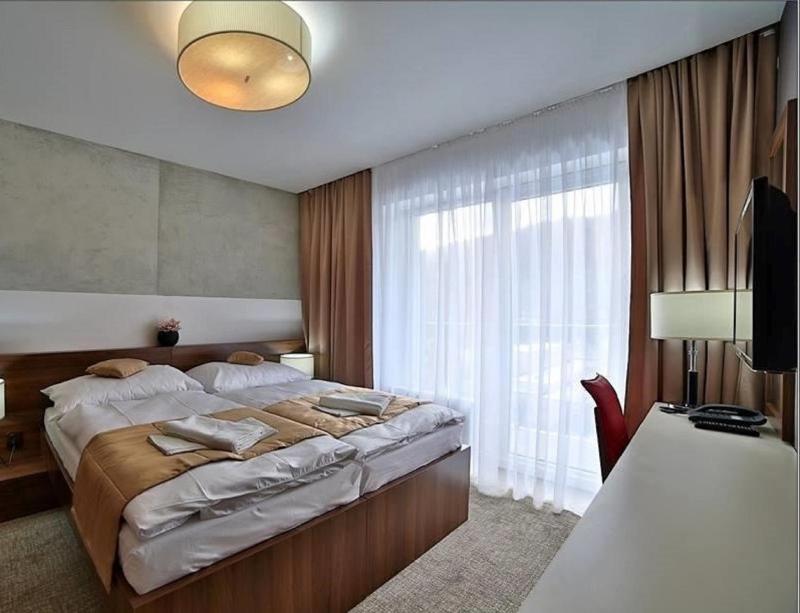 Classic Suite image 2