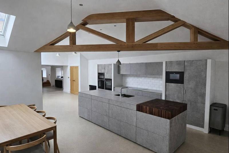 Bridge House Modern Comfort in Historic Stone - image 19
