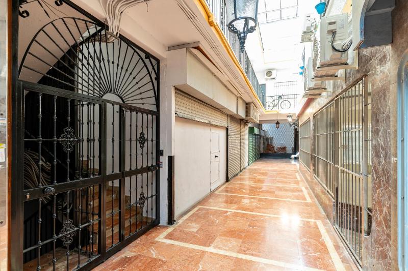 MalagaSuite City Central Torremolinos - image 12