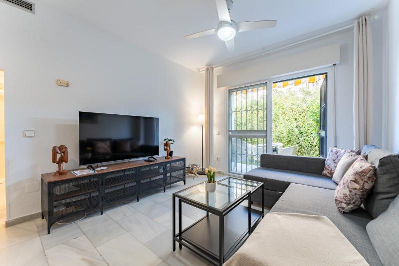 MalagaSuite Tropical Terrace & Pool Apartments - image 16