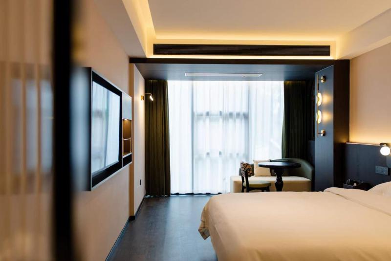 Cavalier Hotel Chongqing - image 33