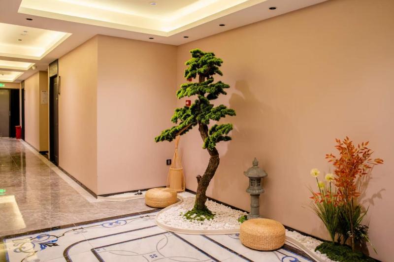 Cavalier Hotel Chongqing - image 11