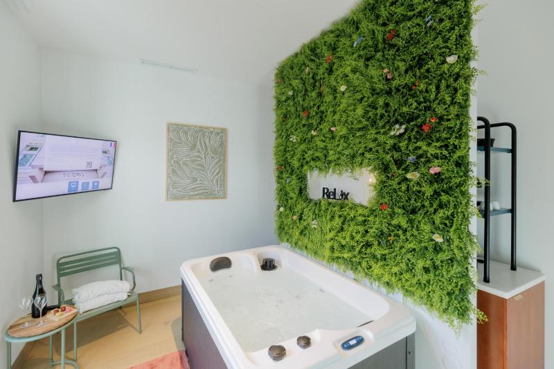 Urban Style Victoria Boutique Hotel - image 30