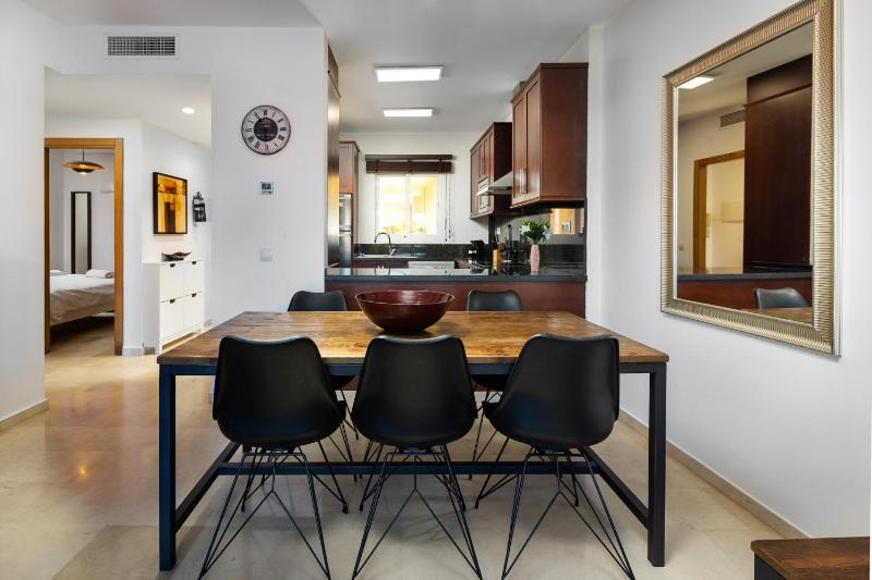 Malibu Mansions by the beach by ALFRESCO STAYS - image 40