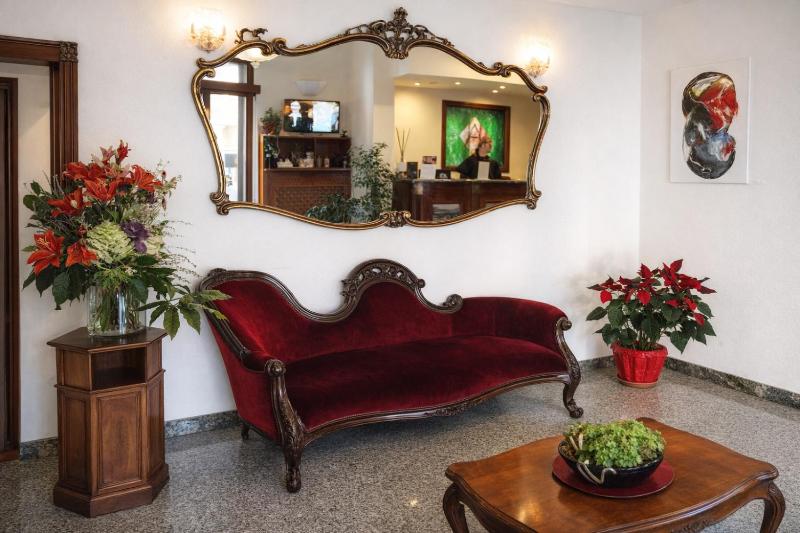 Phi Hotel Ambra - image 16