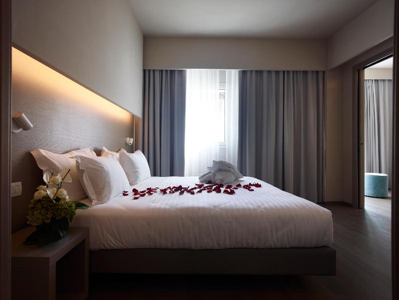 Junior Suite image 4