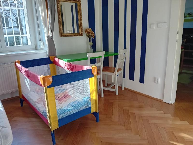Garden Apartment - image 8