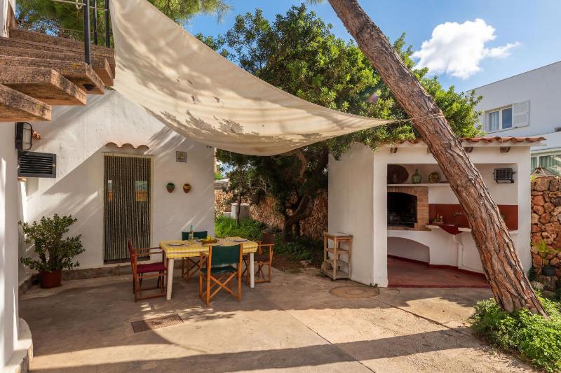 Pons Bosch 2 bedroom house Cala Blanca - image 8