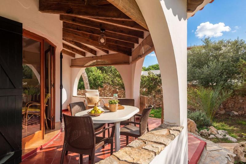 Pons Bosch 2 bedroom house Cala Blanca - image 13