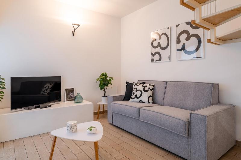 Como Sunny Loft - image 24