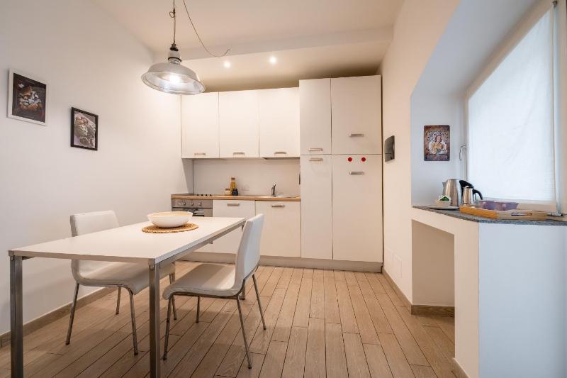 Como Sunny Loft - image 13