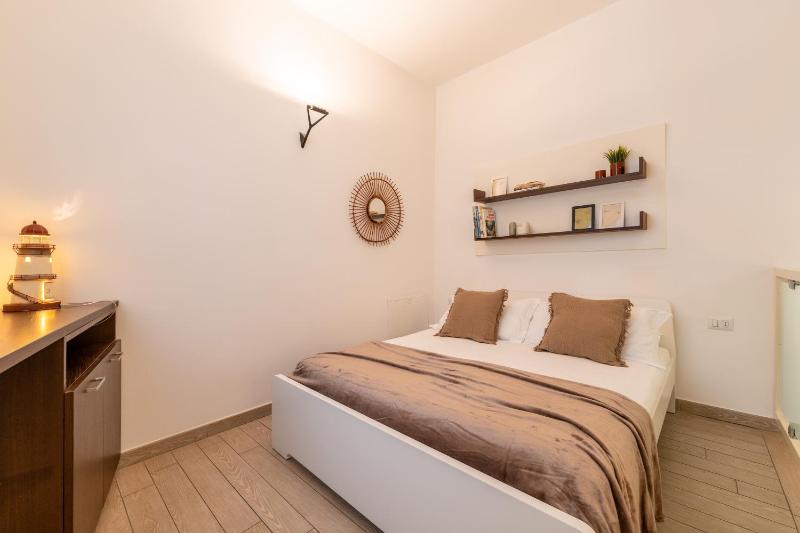 Como Sunny Loft - image 25