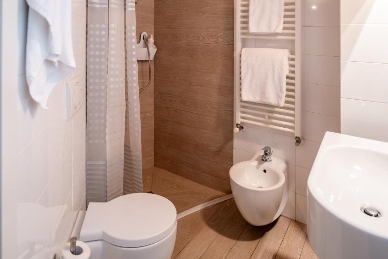 Como Sunny Loft - image 28