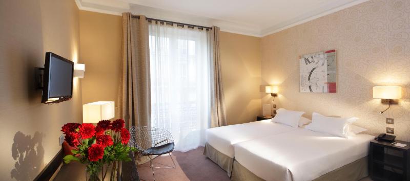 Superior Double Room image 3