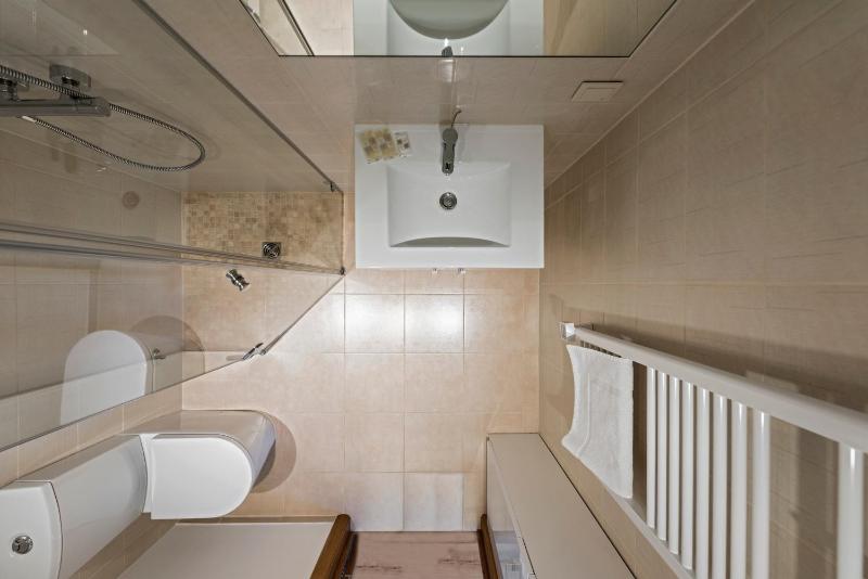 Luxury Studio with a River View image 4