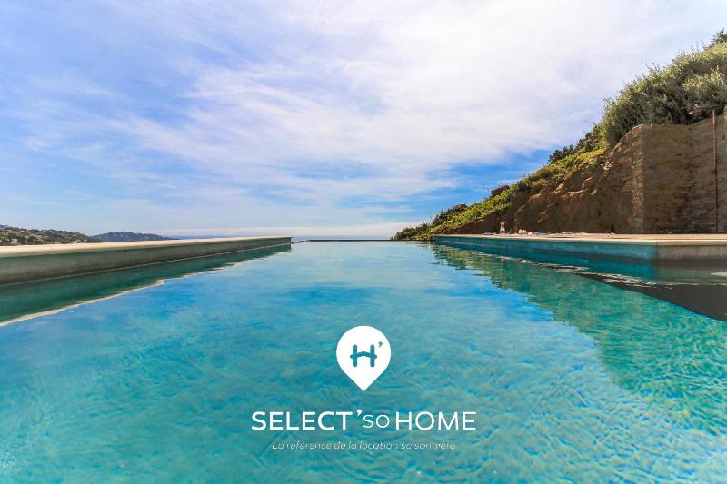 SELECT'soHOME - T2 sur les hauteurs d'Aiguebelle avec piscine privée parking et vue mer !- ROCCA BELLA - image 5