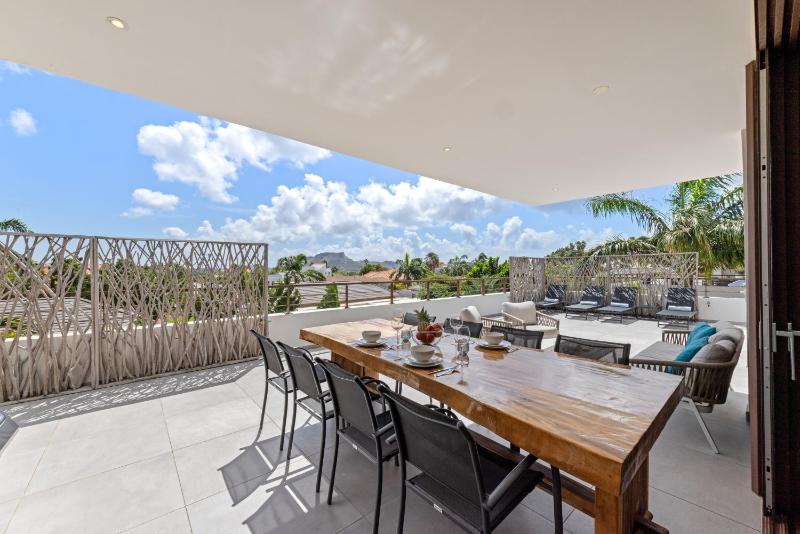 Jan Sofat LUX A15 Penthouse with private rooftop terrace - image 37