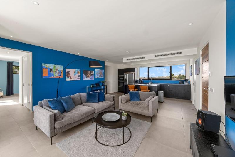 Jan Sofat LUX A15 Penthouse with private rooftop terrace - image 28