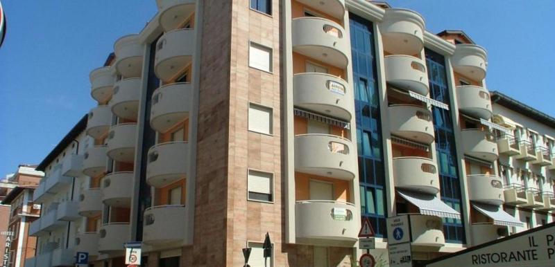 Family friendly vacation apartment with a balcony - image 21