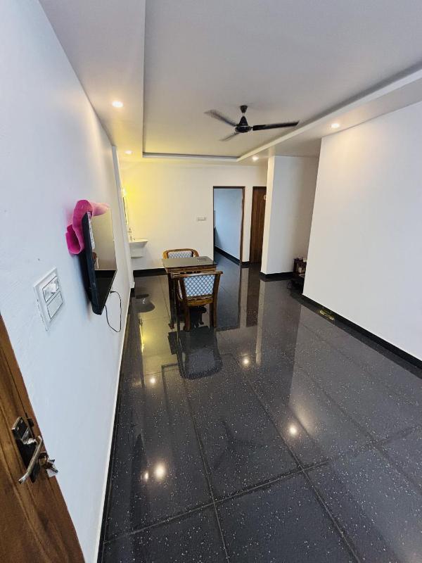 MIRACLE INN - image 10