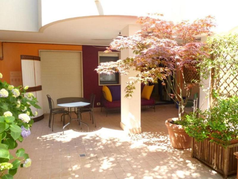 Lovely private garden apartment for four in Grado - image 20
