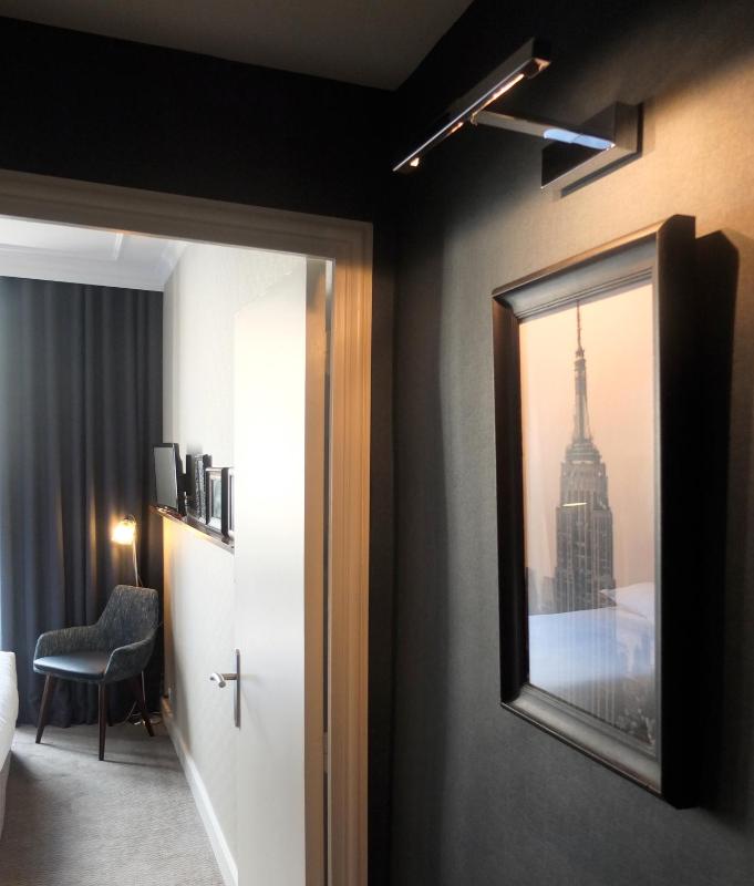 Standard Single Room image 3