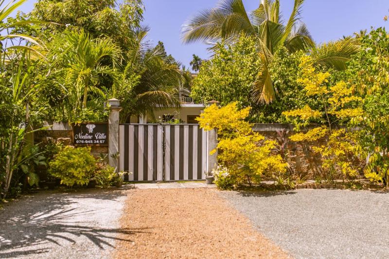 Noeline Villa - image 36