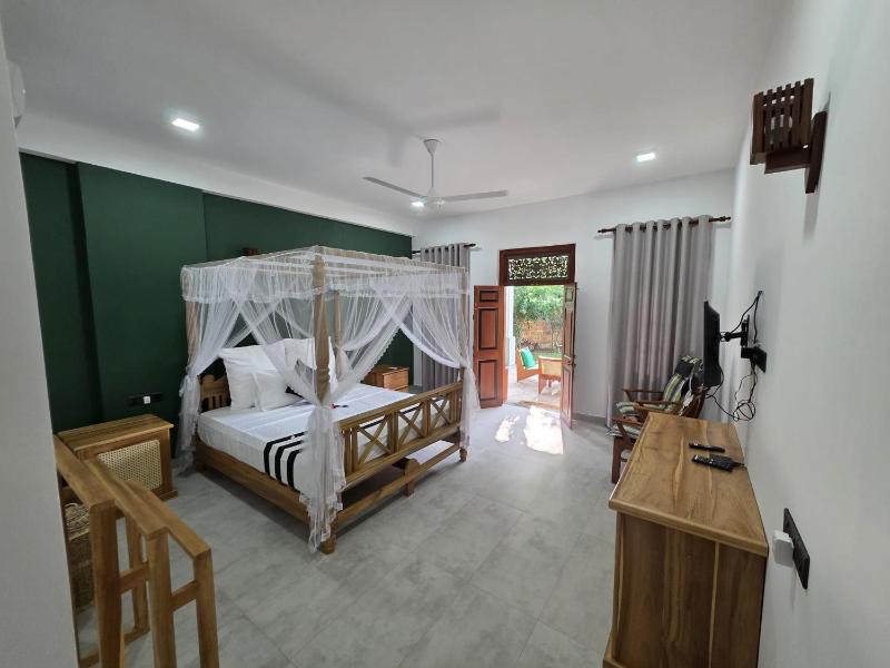 Noeline Villa - image 12