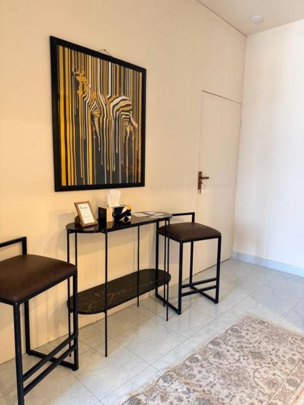 Gourmet Getaway Petite by Jannat Vacation Rentals - image 2