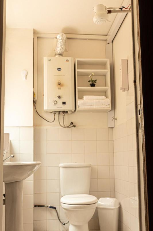 Departamento en Avenida Arce Zona Embajadas 3 Dormitorios y Teleférico - image 16