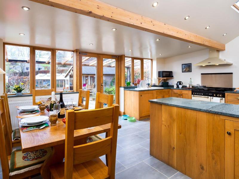 Oakdene - image 2