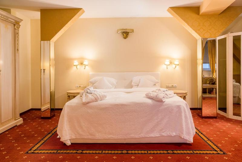 Hotel Augusta Am Kurfürstendamm - image 5