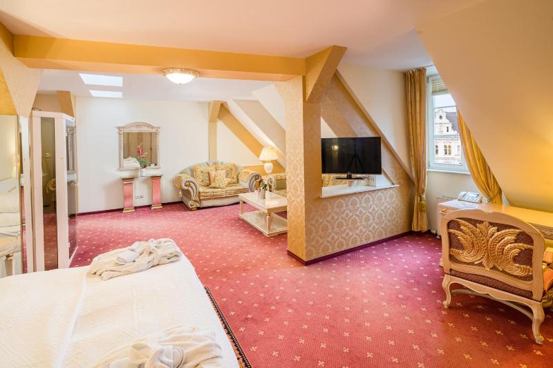 Hotel Augusta Am Kurfürstendamm - image 3
