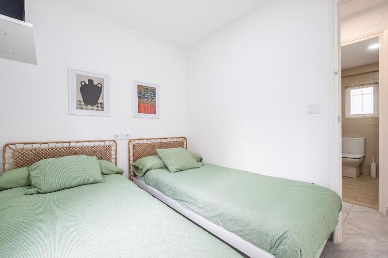 Casablanca 2-D Apartment Levante Beach - image 9