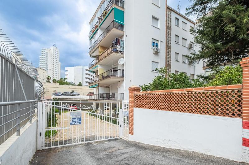 Casablanca 2-D Apartment Levante Beach - image 2