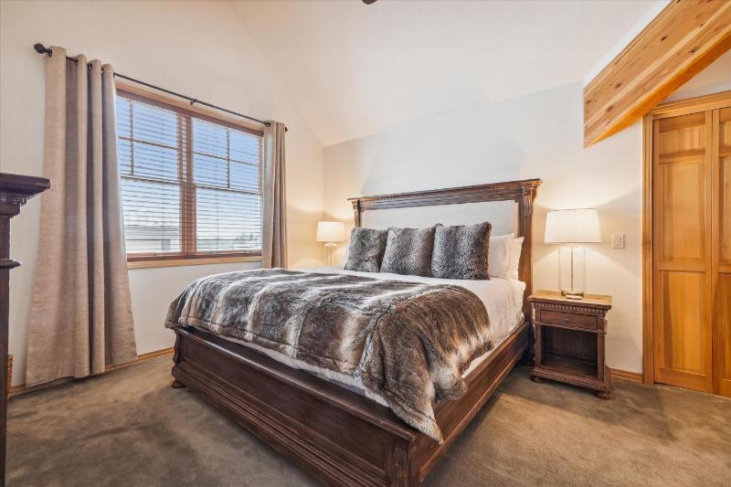 Corral 309W: Warrior's Mark Condo Fireplace & Sauna | Walk to Peak 9! - image 34