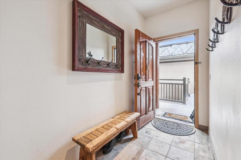 Corral 309W: Warrior's Mark Condo Fireplace & Sauna | Walk to Peak 9! - image 11