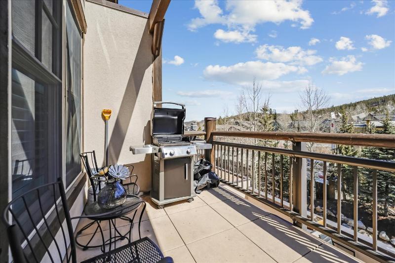 Corral 306E: Warrior's Mark Condo Fireplace & Sauna Walk to Peak 9! - image 12