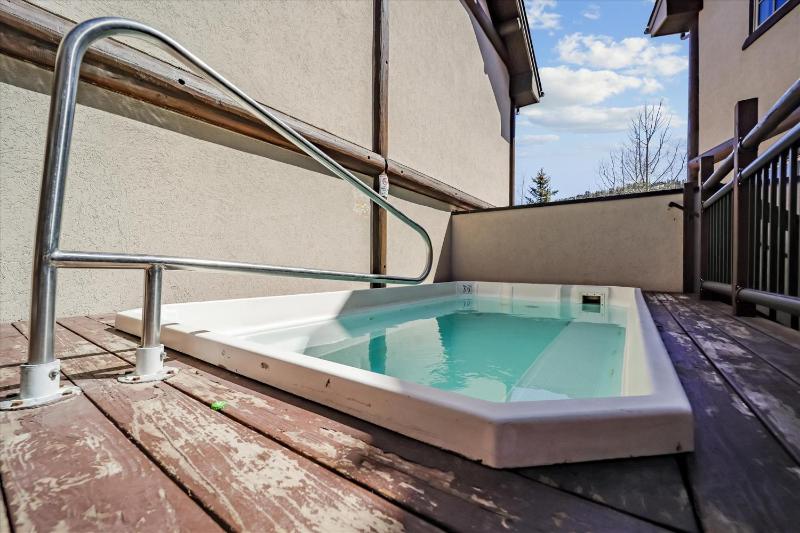 Corral 306E: Warrior's Mark Condo Fireplace & Sauna Walk to Peak 9! - image 18