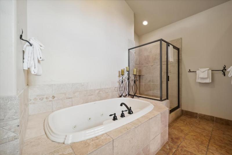 Cucumber 44: Shock Hill Neighborhood Gondola Access Pet friendly Hot Tub! - image 43