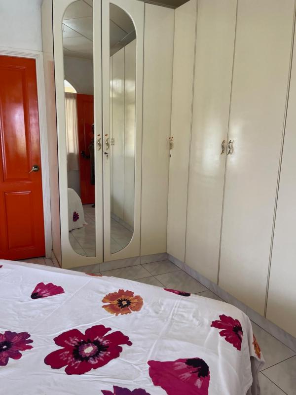 Eigen knusse bungalow met prive zwembad - image 16